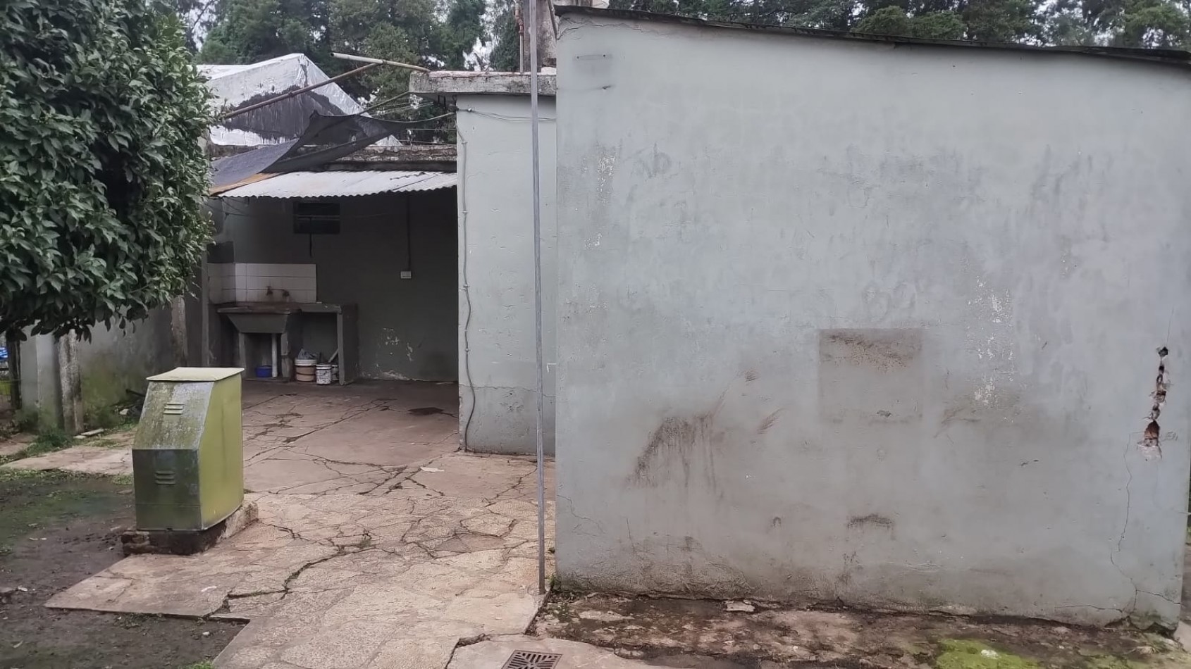 Casa a reciclar sobre un terreno 10x40