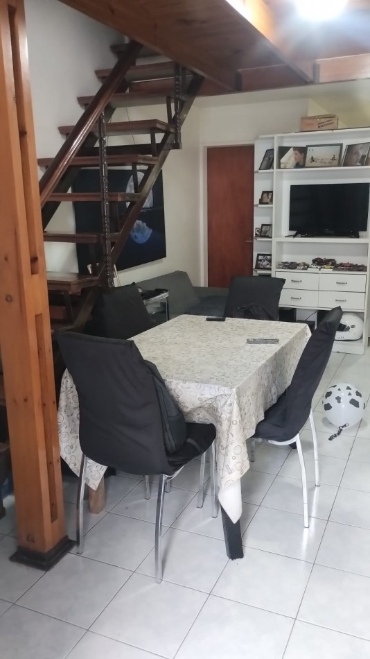 Duplex interno 2,1/2 ambiete, con patio y lavadero