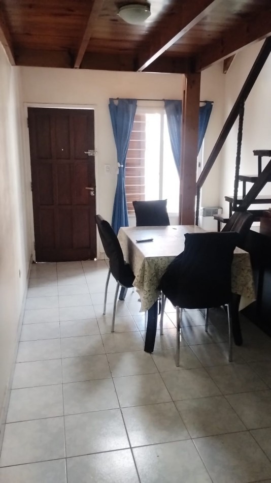Duplex interno 2,1/2 ambiete, con patio y lavadero
