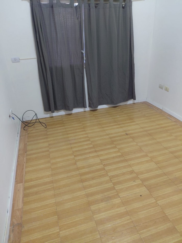 Duplex interno 2,1/2 ambiete, con patio y lavadero