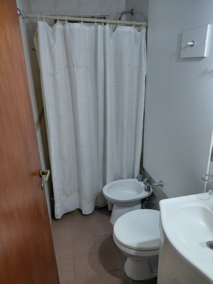 Duplex interno 2,1/2 ambiete, con patio y lavadero